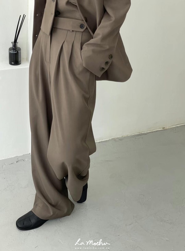 前抓褶側釦西裝長褲(闆娘.花花清單)